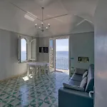 Apartment Design Sea View Accessible By 250 Steps