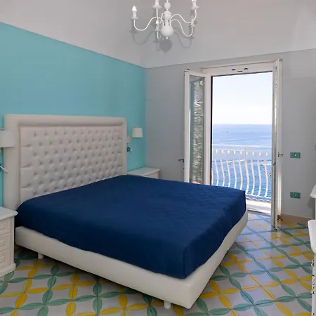 Design Sea View Accessible By 250 Steps Apartment