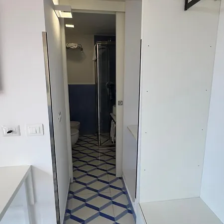 Design Sea View Accessible By 250 Steps Apartment Amalfi